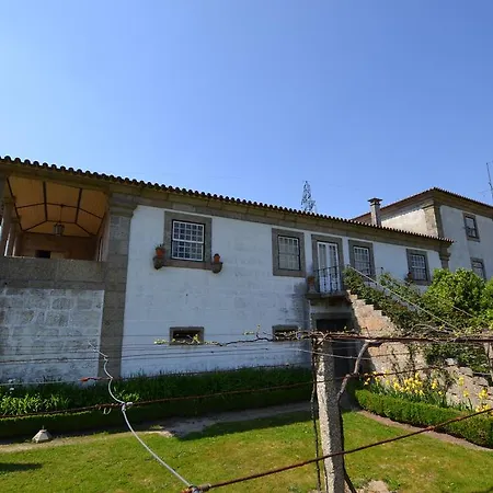 Bed and Breakfast Casa Do Ribeiro Γκιμαράες