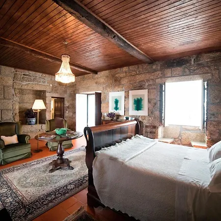 Casa Do Ribeiro 3*