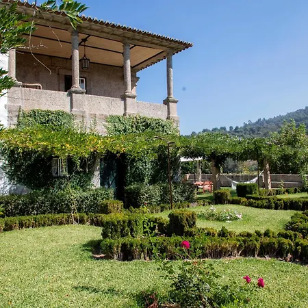 Casa Do Ribeiro Bed and Breakfast