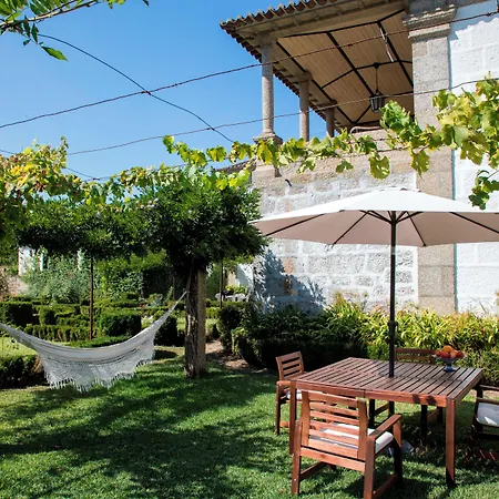 Bed and Breakfast Casa Do Ribeiro Γκιμαράες