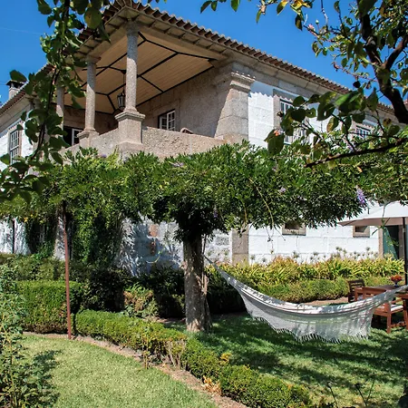 Bed and Breakfast Casa Do Ribeiro Γκιμαράες